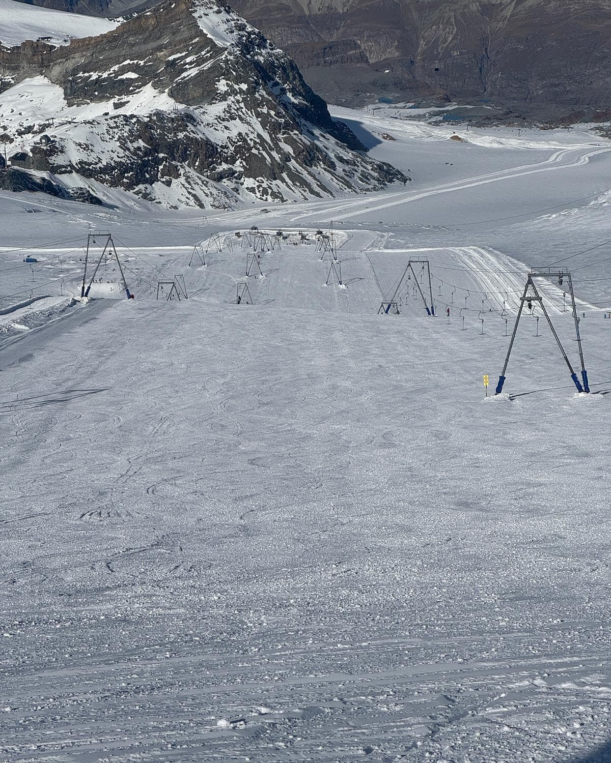 Glacier Skiing Trends: Summer 2026 Outlook and Resort Status