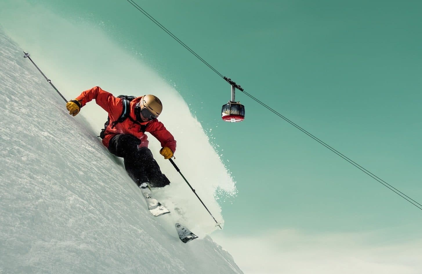 Engineering Marvels: The 5 Most Spectacular Cable Cars in Global Skiing