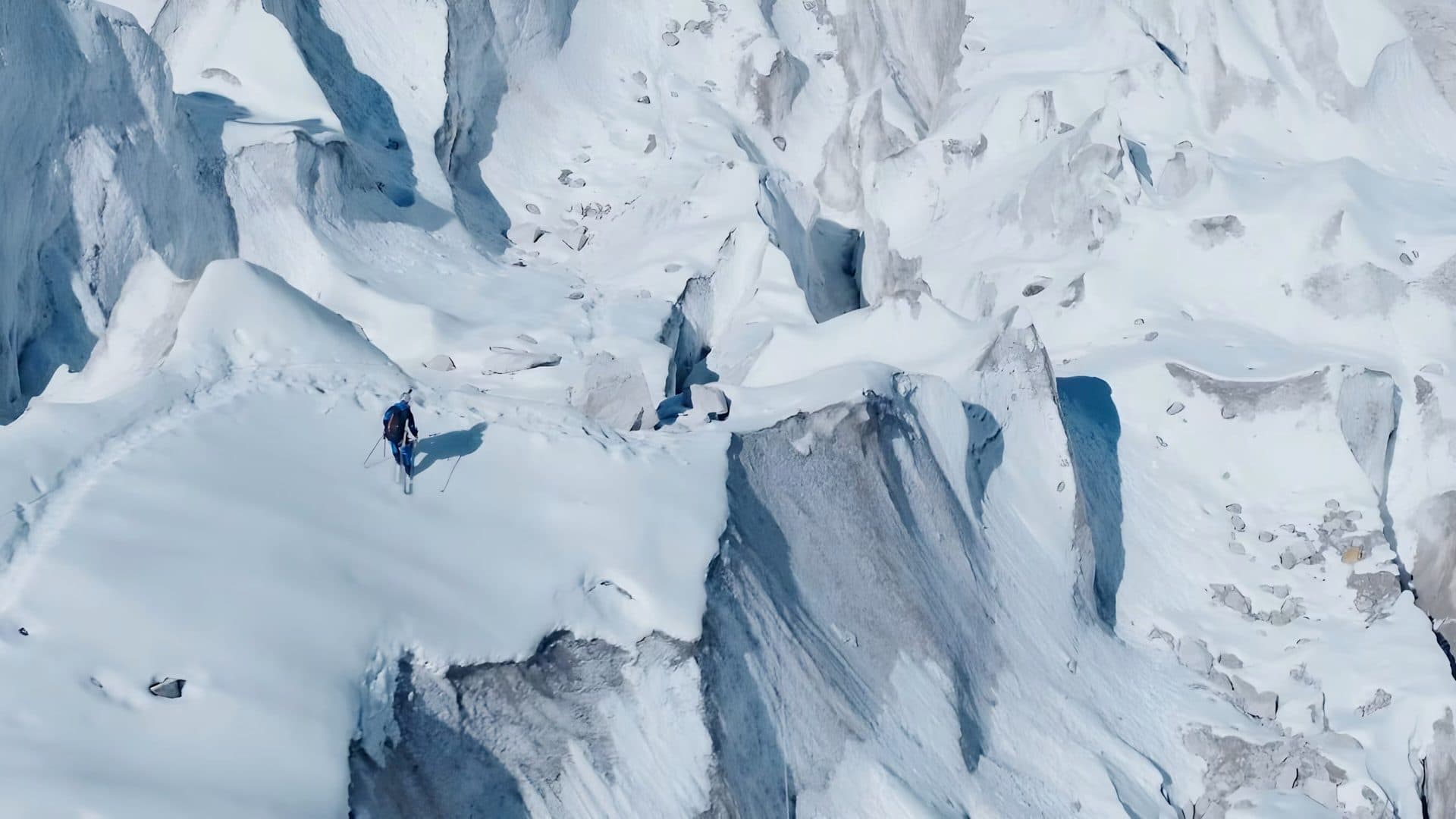 Mount Everest Climbing Season Faces Delays Due to Khumbu Icefall Obstruction